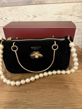 Gucci beauty Black Velvet Beauty Bag GWP with added bee and metal handle